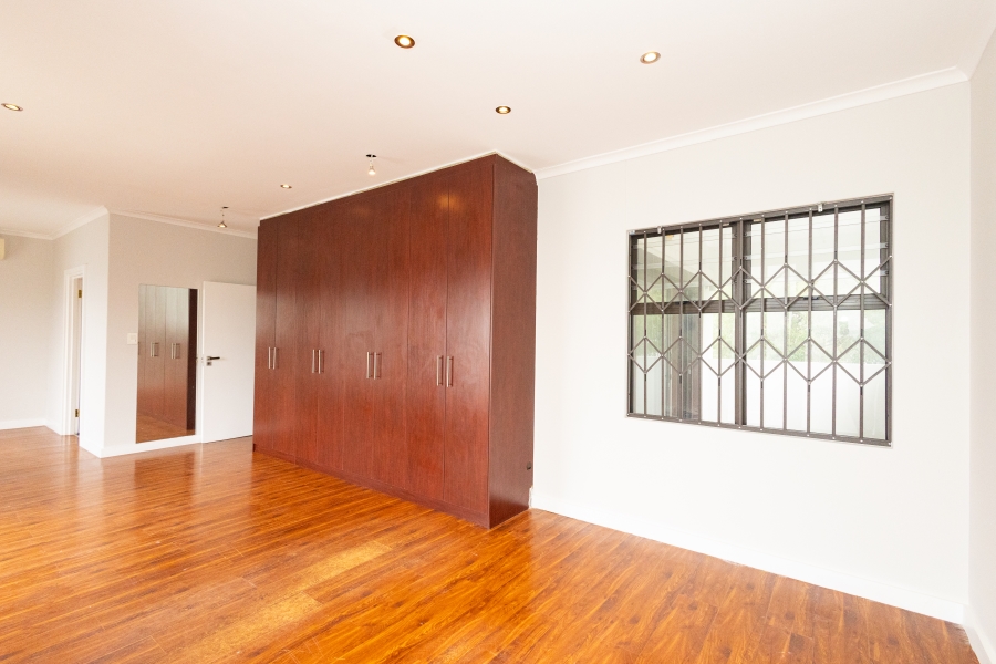4 Bedroom Property for Sale in Parklands North Western Cape